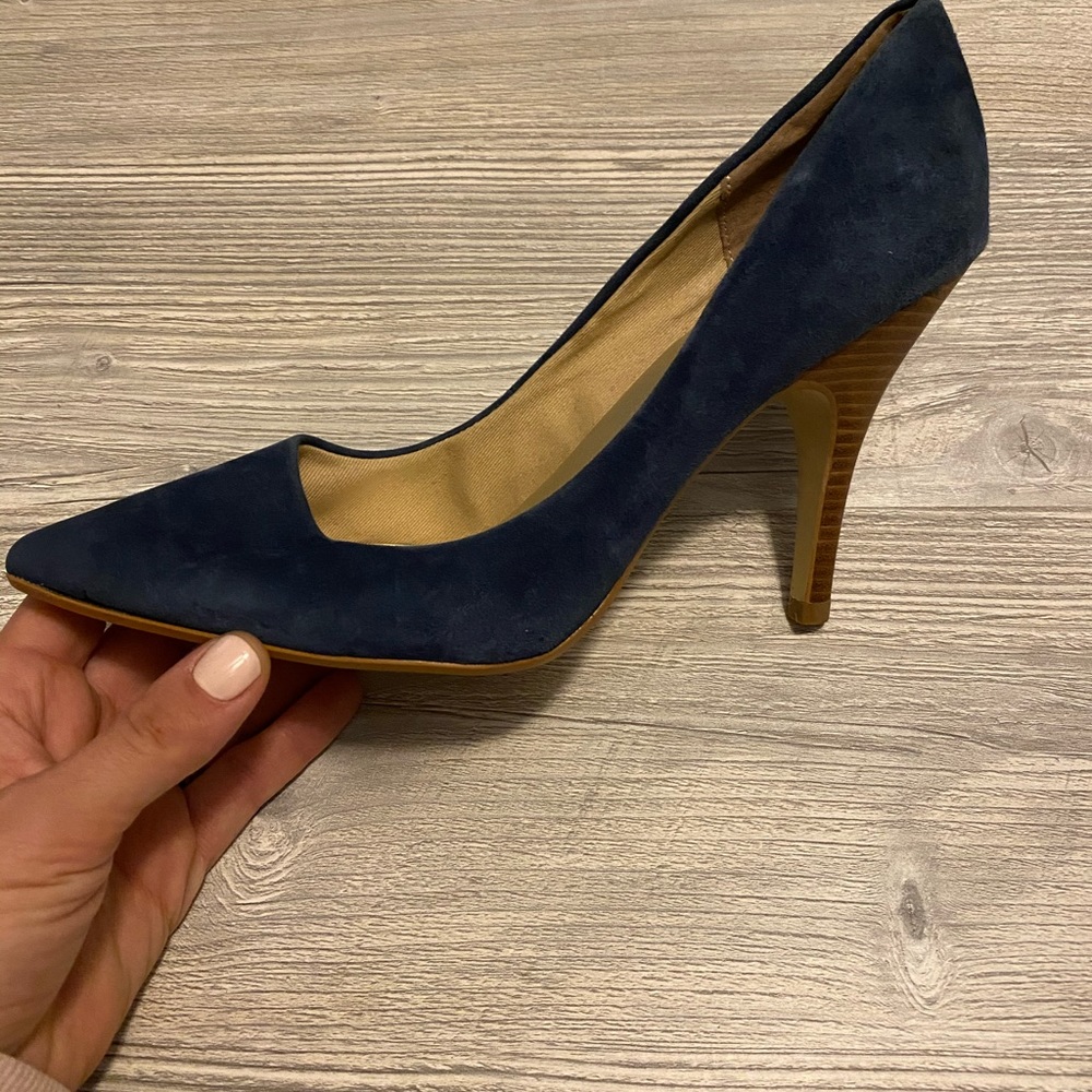 Women’s Steve Madden Navy Suede Heel